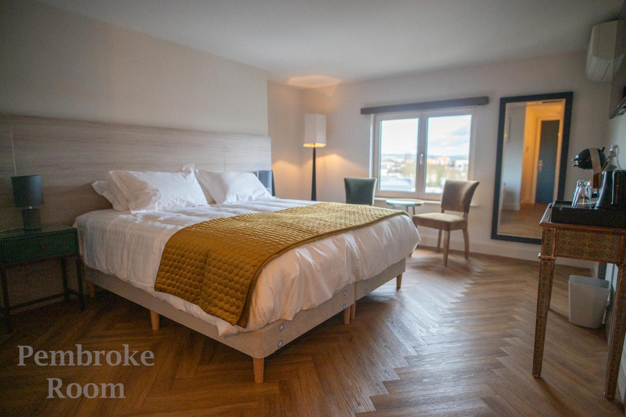 Kilkenny Suites Экстерьер фото