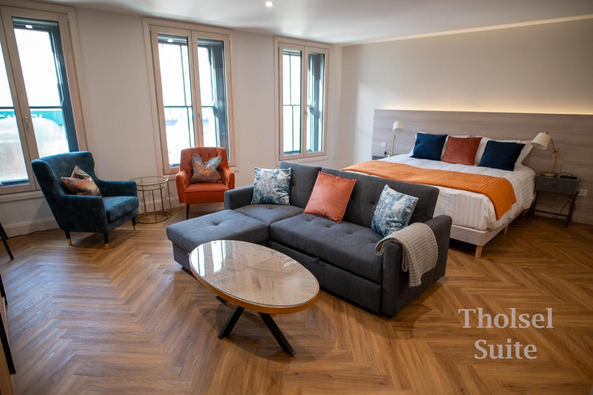Kilkenny Suites Экстерьер фото